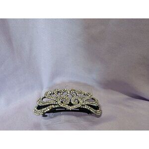 Vintage Rhinestone Crystal Hair Clip With Elegant Design